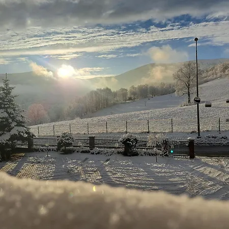 Séjour chez l'habitant Gorski Widok I Pokoje- Salon Kominkowy Karpacz