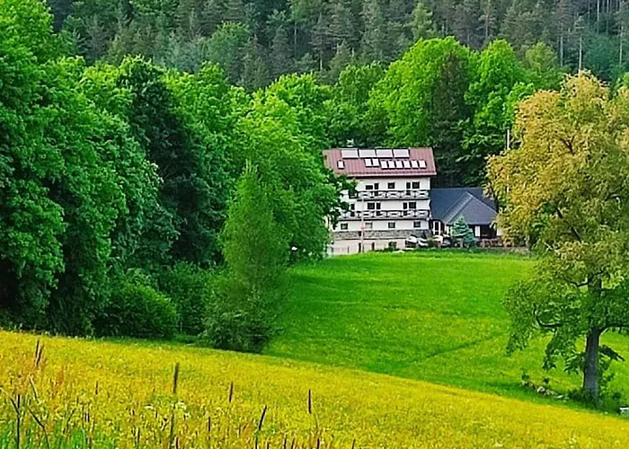 Gorski Widok I Pokoje- Salon Kominkowy Séjour chez l'habitant Karpacz