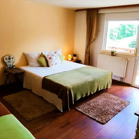 Gorski Widok I Pokoje- Salon Kominkowy 卡尔帕奇