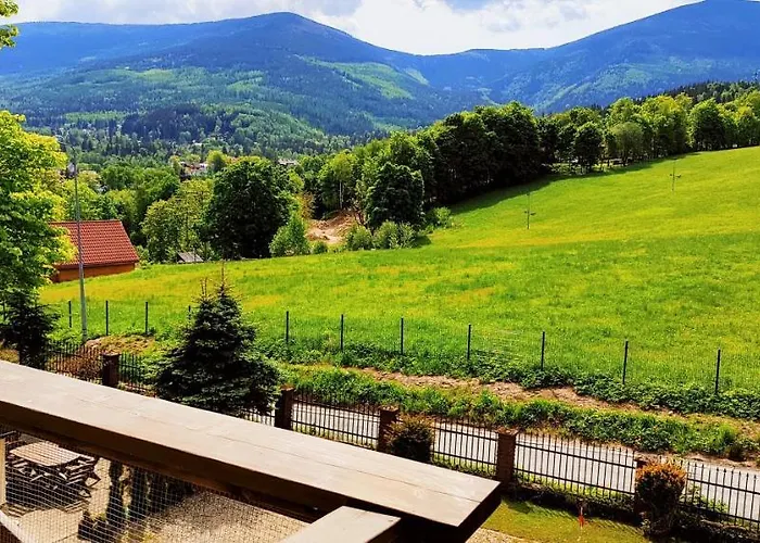 Gorski Widok Karpacz Apartamenty I Pokoje- Salon Kominkowy Karpacz