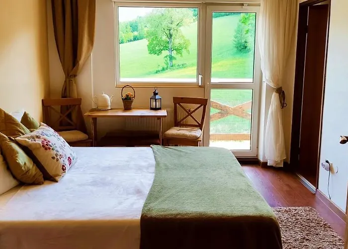 Gorski Widok Karpacz Apartamenty I Pokoje- Salon Kominkowy Homestay