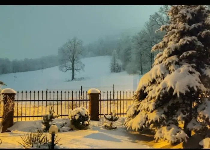 Gorski Widok Karpacz Apartamenty I Pokoje- Salon Kominkowy * Karpacz