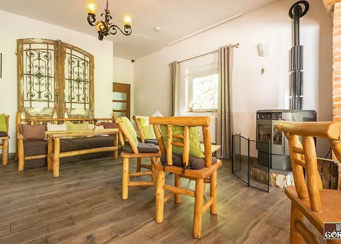 Kwatera prywatna Gorski Widok I Pokoje- Salon Kominkowy Karpacz